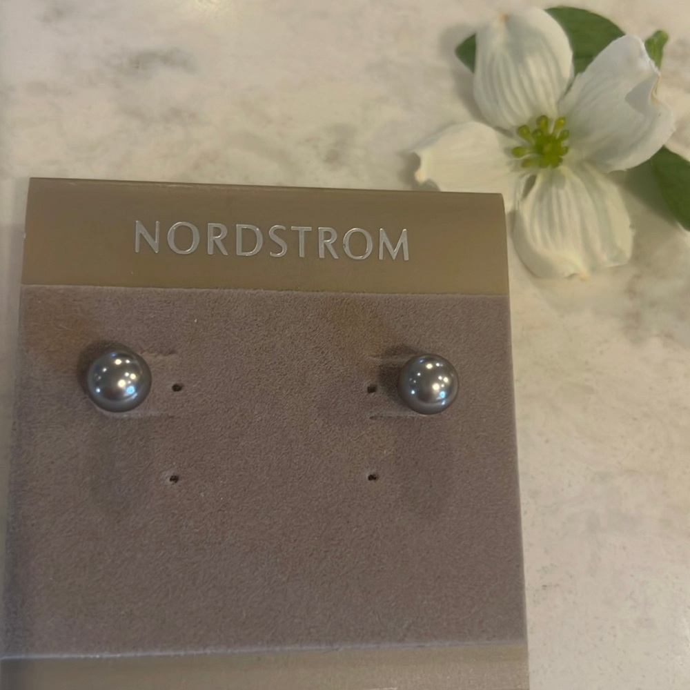 Nordstrom Gray Pearl Earrings